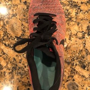 Nike tennis shoes size 7.5